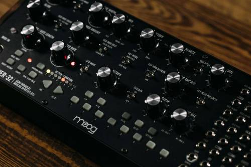 Mother-32 – moog 【極美品】Moog mother 32