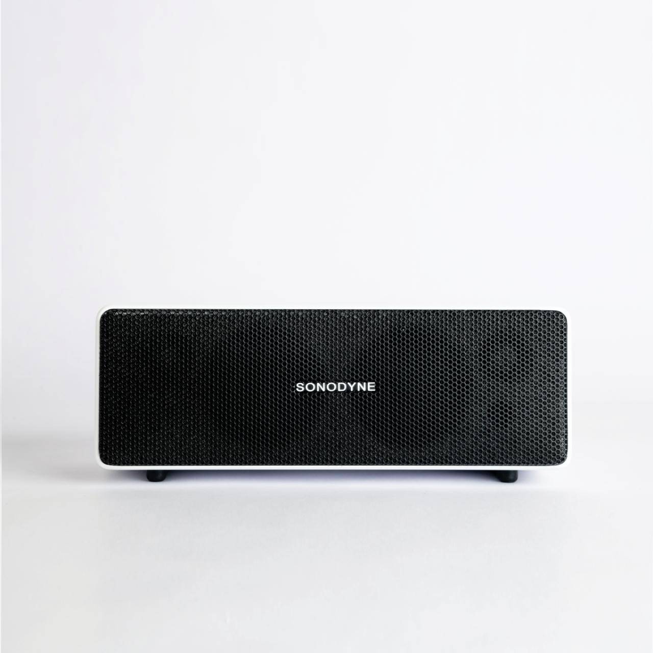 Sonodyne ANTARA portable wireless music system zoom image
